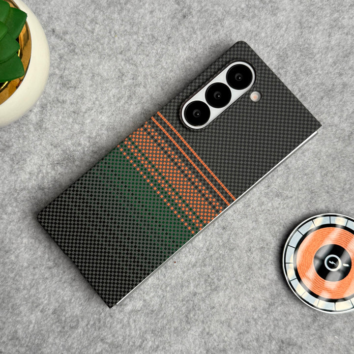 Samsung Galaxy Z Fold 5 Ultra Carbon Fiber Texture Aramid Design Hard Pc MagSafe Case Cover