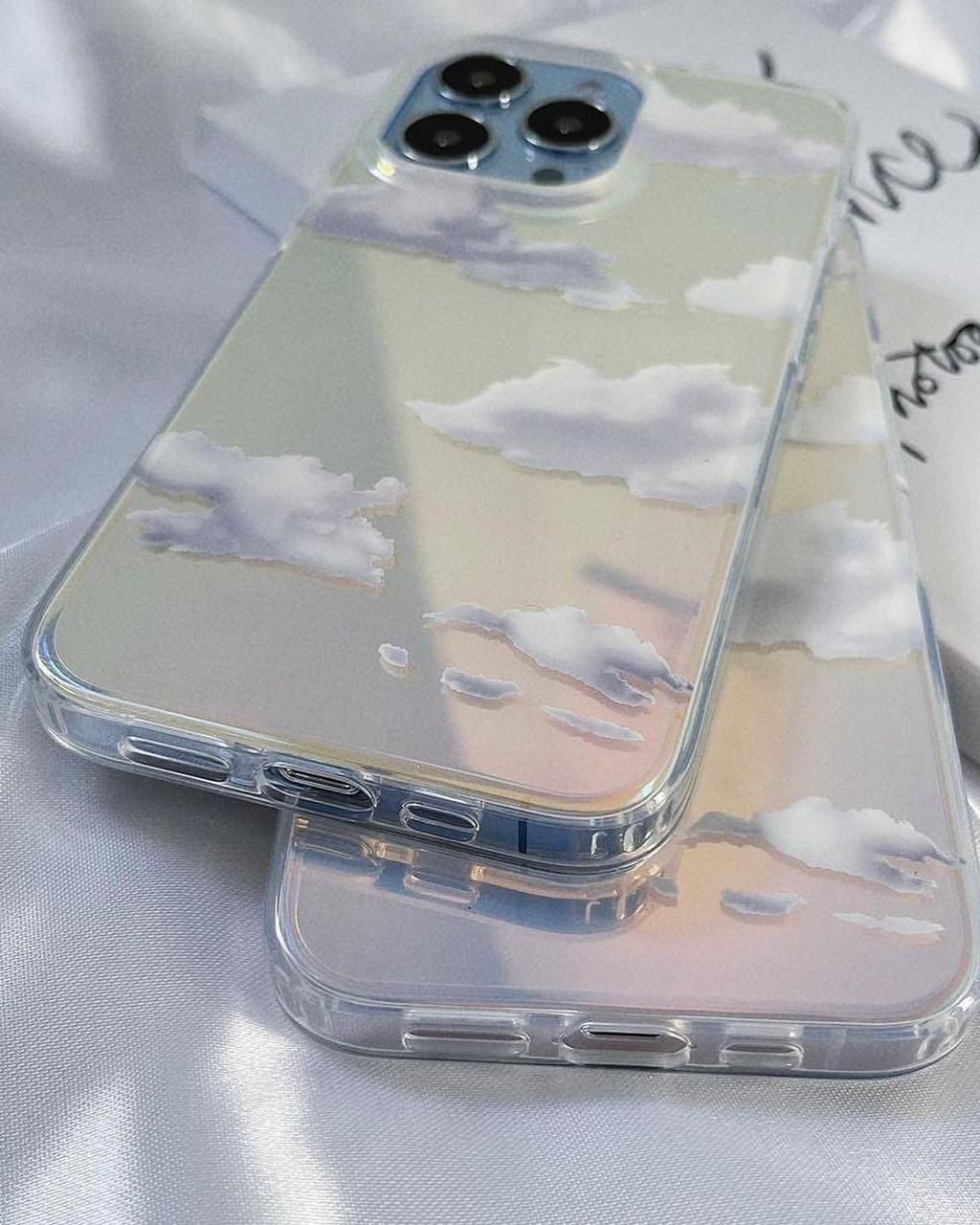 iPhone Holographic Cloud Pattern Case Cover