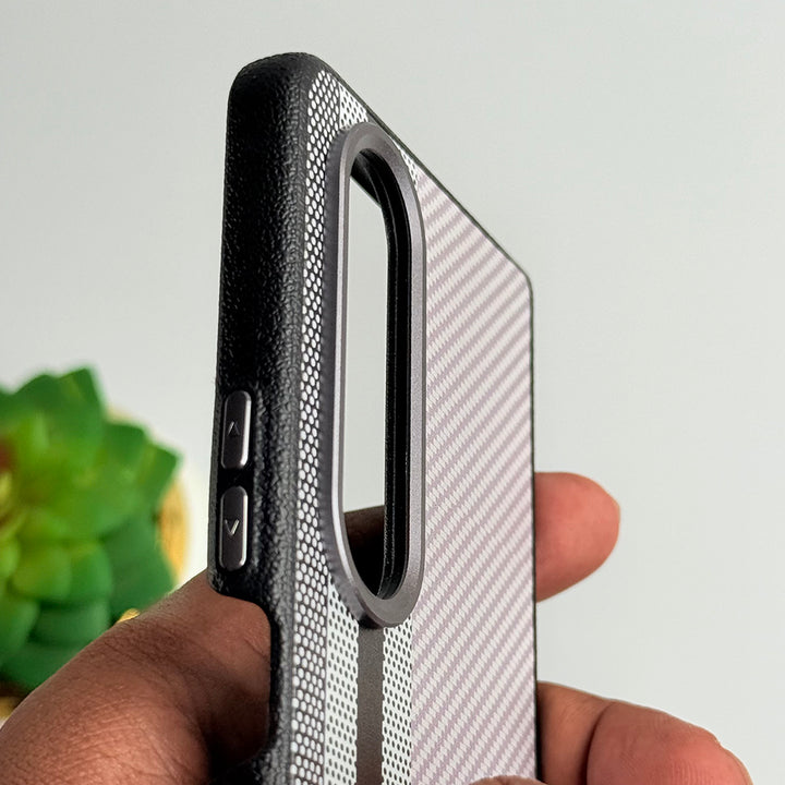 Samsung Galaxy Z Fold 4 Aramid Designer Cover