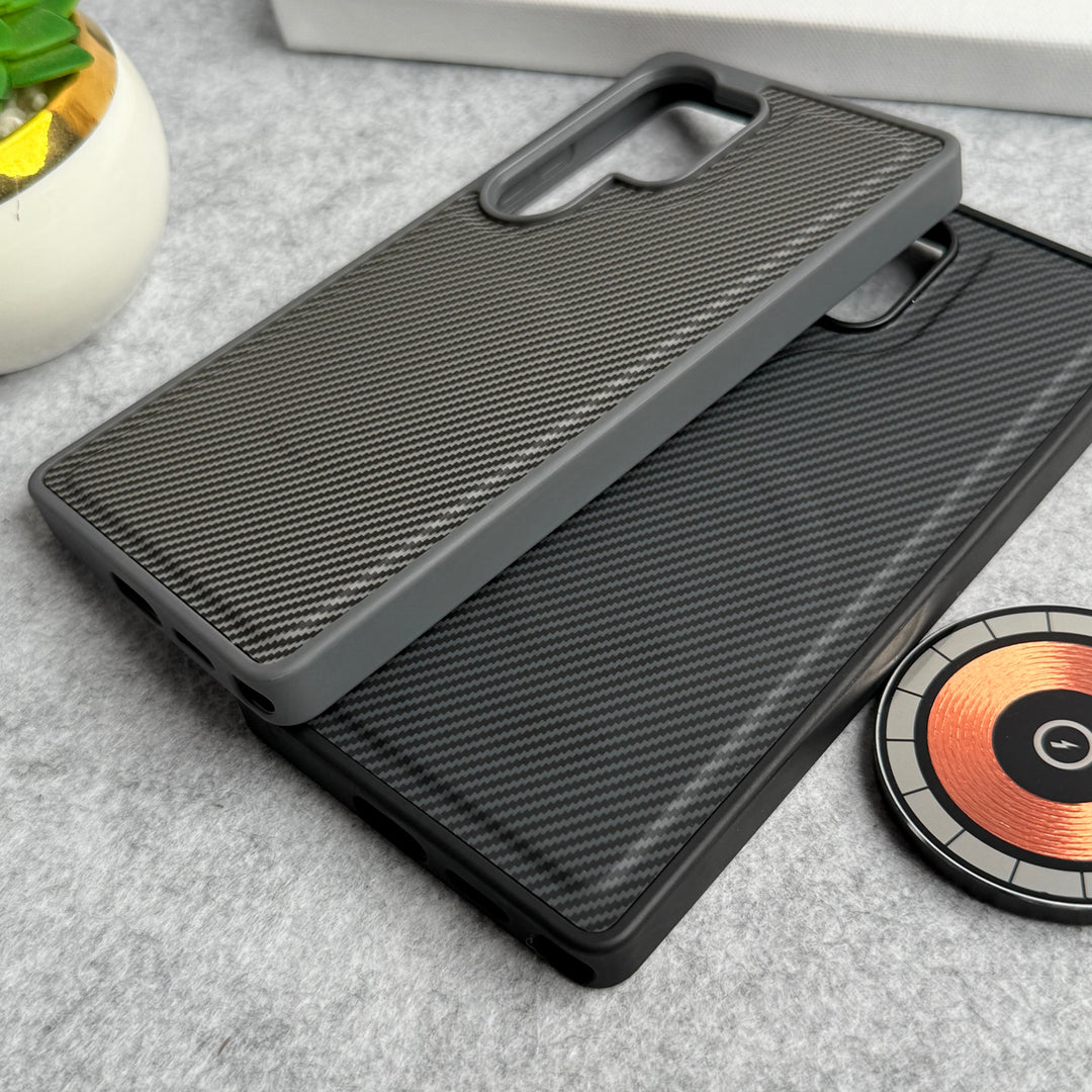 Samsung Galaxy S25 Ultra Carbon Design MagSafe Rubber Cover